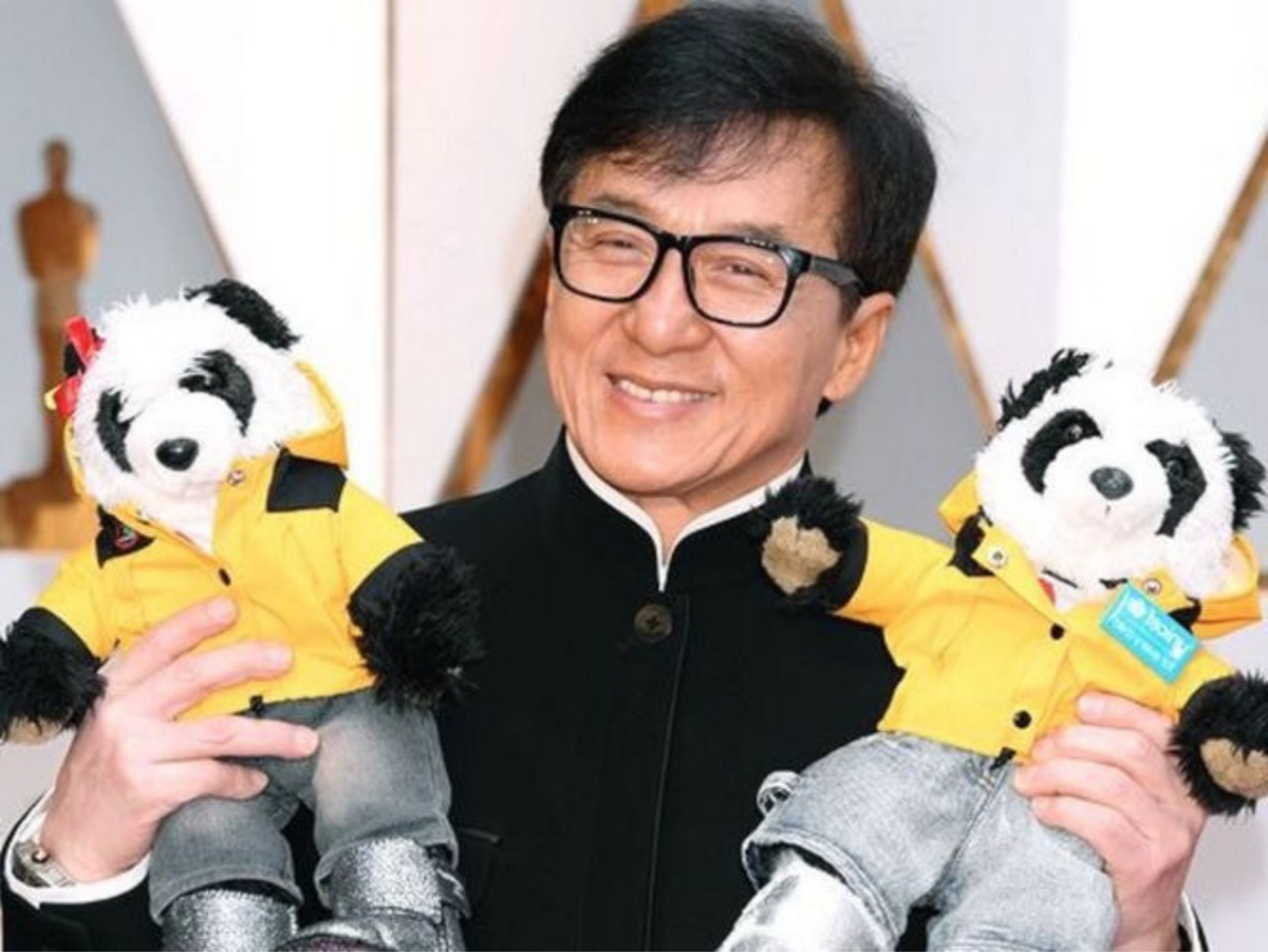 Джеки Чан сейчас: при одном взгляде на него - поднимается настроение