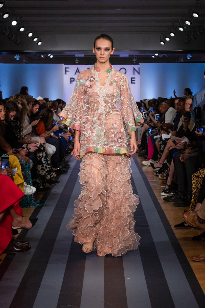 Источник фото: wwd.com