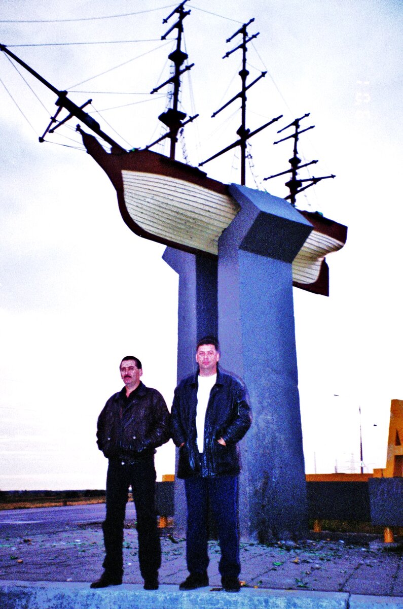 С дружеским визитом в Поморье. Я собственной персоной с другом и  партнёром  Андреем Исаевым.