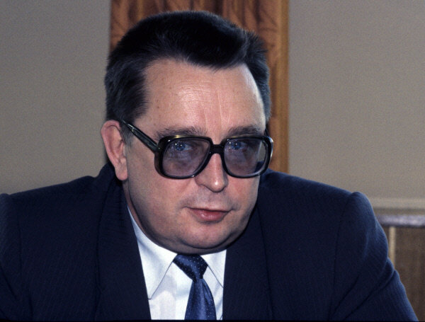 Валентин  Павлов