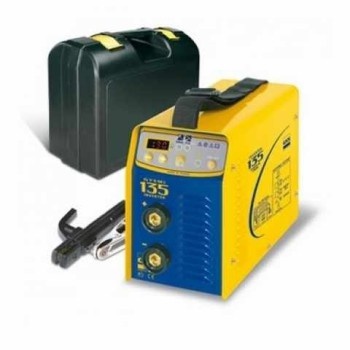 Немало положительных отзывов заслужил сварочный автомат Ресанта, который изначально изготавливался в Латвии, теперь на рынке можно встретить и китайские Ресанты, поскольку туда было перенесено часть производства. Латышская компания следит за качеством своей продукции и предлагает более доступные цены на всю свою технику.