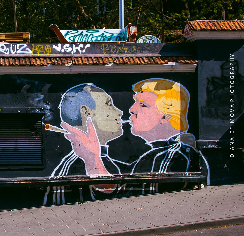 листаем карусель