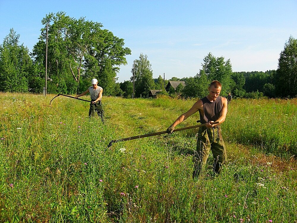 В Перуновой Слободе