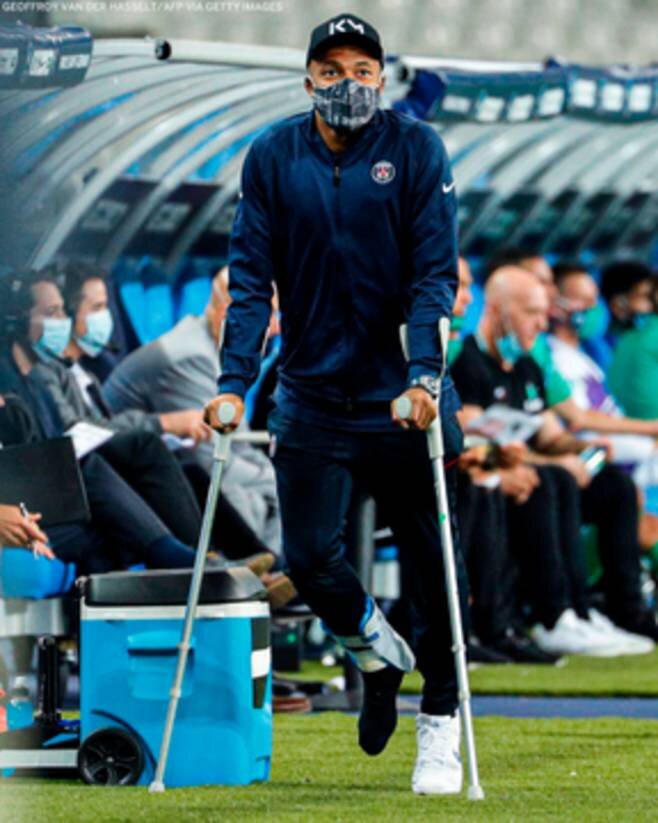 Мбаппе с травмой голеностопа 