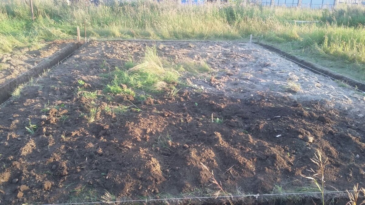 Траншеи под фундамент. 