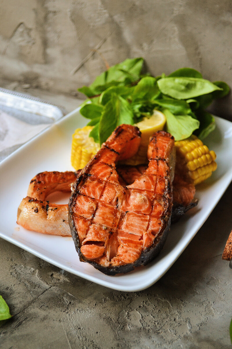 Форель способствует снижению уровня холестерина в организме