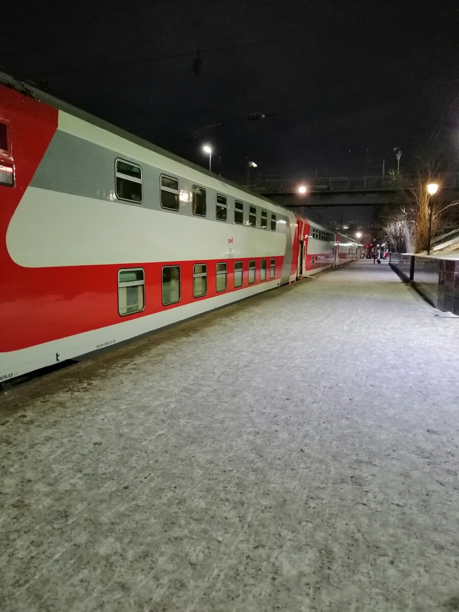 Фото поезда мурманск санкт петербург двухэтажного