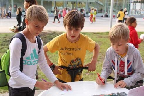 Фото: https://www.child-lib.ru/photo/2020-09-30-art-sreda/