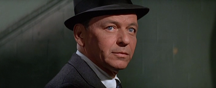 Френк Синатра в роли детектива Джо Лиланда. Кадр из фильма "Детектив", 1966