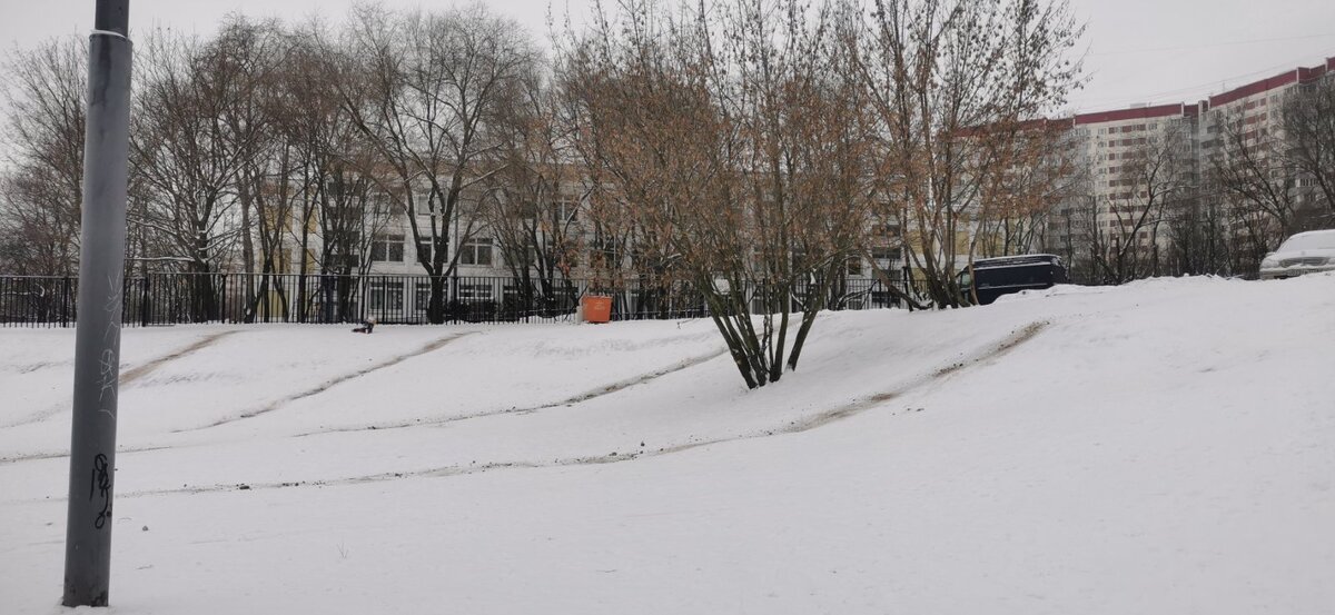 Все темные полоски это еще вчера были горки... фото автора