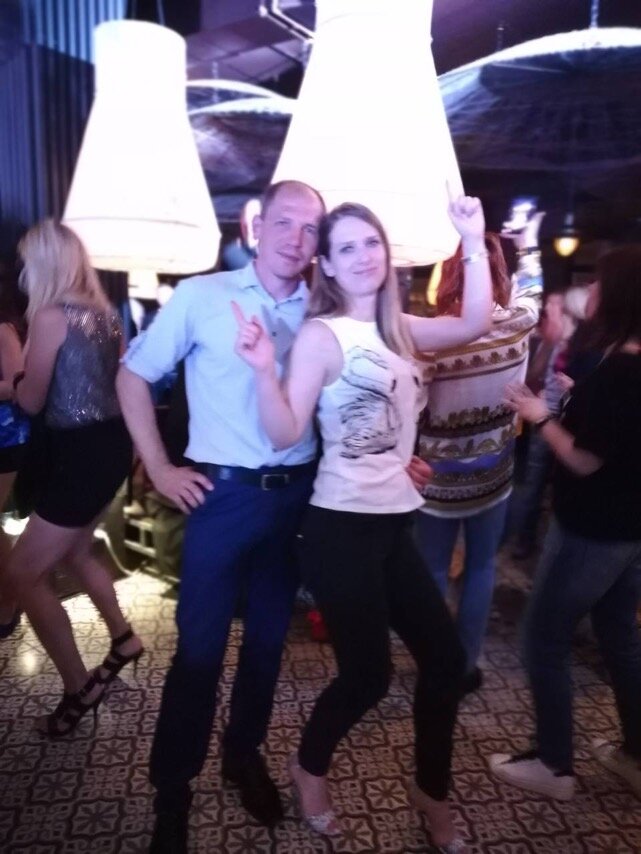 Не агитирую забить на развлечения.  Просто рабочая неделя не построена так, чтобы убиться за пять дней. И "наградить"  себя отрывом на выходных. Фото: архив автора