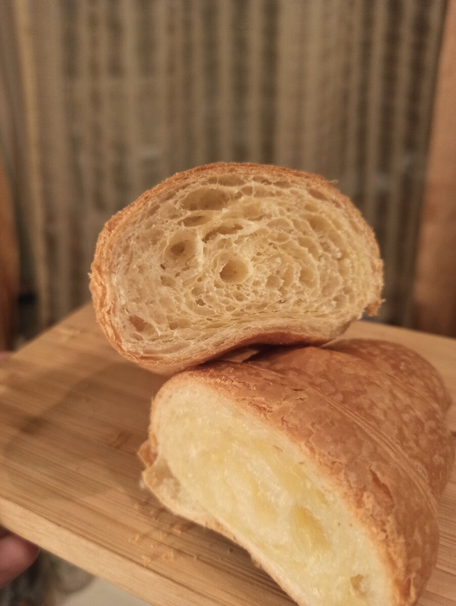 Круассан в разрезе. 