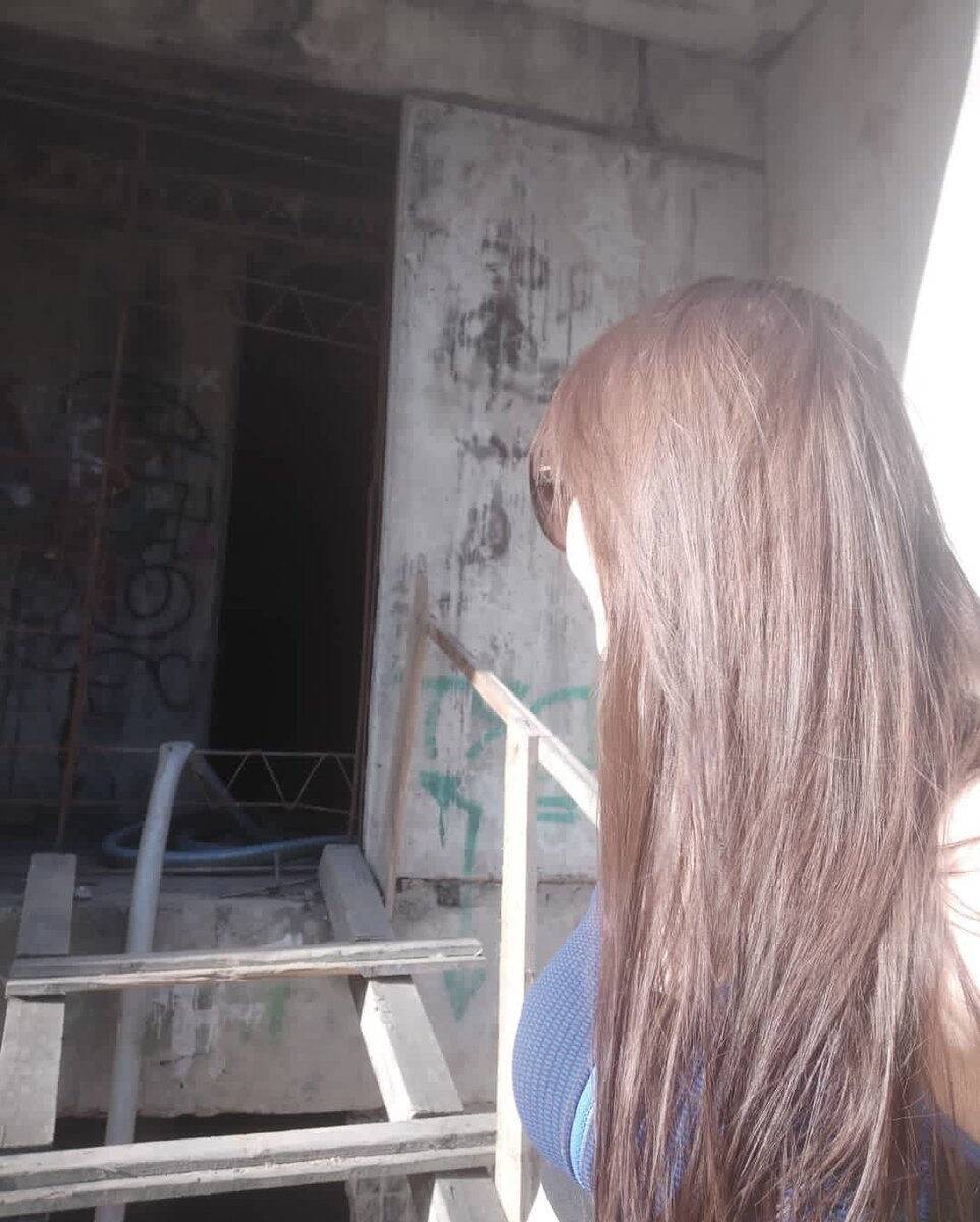 Не оглядывайтесь назад, там руины, на которых не построить будущее.