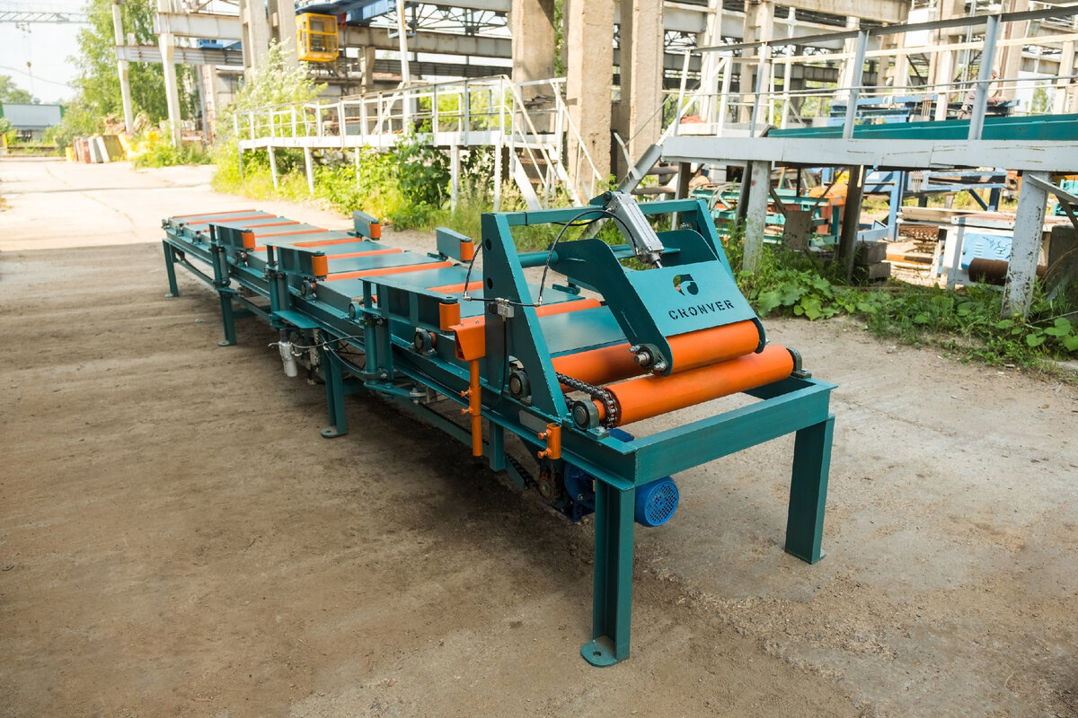 Приводной рольганг центрирующий Cronver