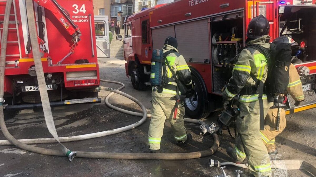     Движение транспортных средств временно прекращено на улице Армянской в Ростове, сообщили в городской администрации.