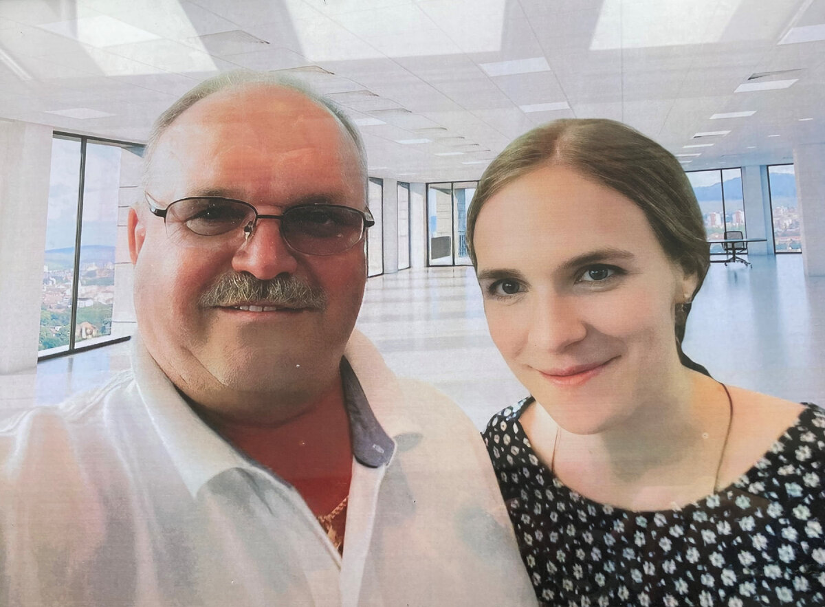 Александр Седов и директор фонда «Старость в радость» Елизавета Олескина