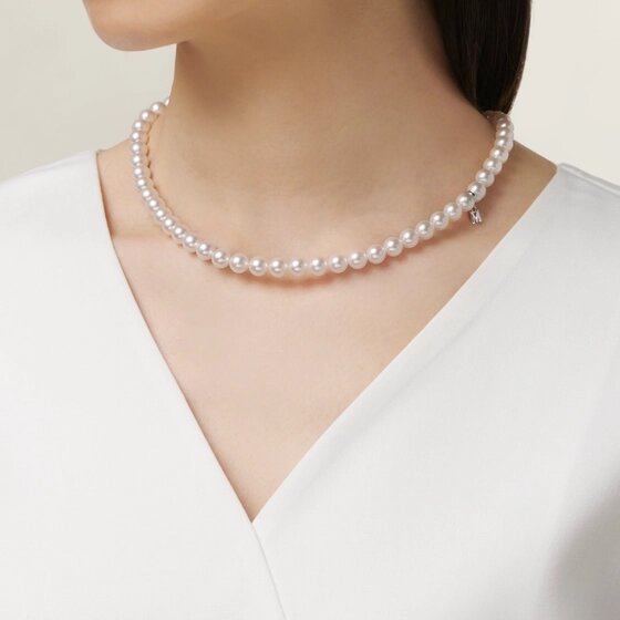 Колье Mikimoto Core из белого золота с жемчугом Akoya