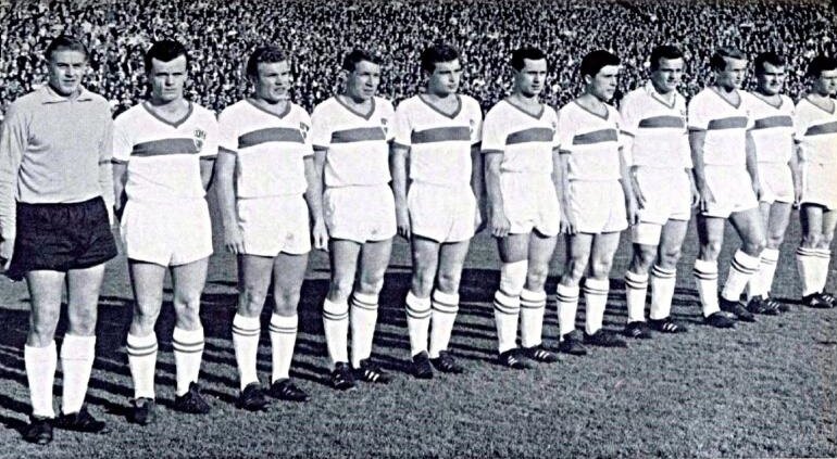 Состав Штутгарта в своем первом еврокубковом сезоне 1964 года