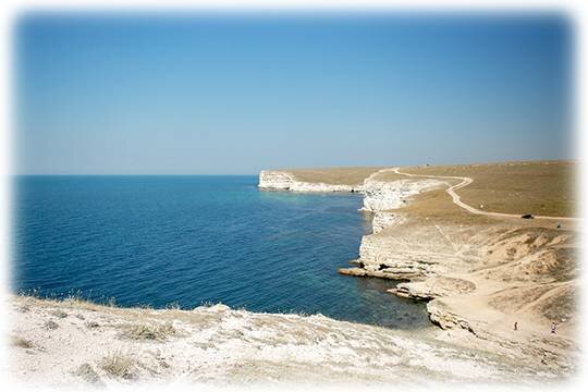    На побережье Крыма появились окопы