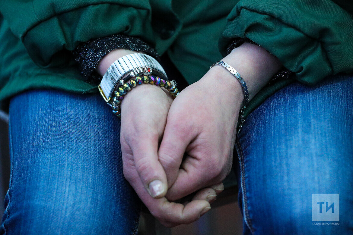 Күрше бүлмәдәге адымнардан калтырап тормаска өйрәнү генә дә шактый җитди эш булып чыккан.Фото: © Салават Камалетдинов / «Татар-информ»