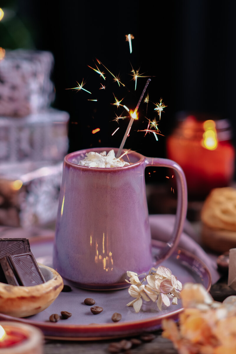 На фото серия "Туманный Лориэн" Мастерской дизайнерской посуды "VELES". Кружка Скандинавская 400 мл 