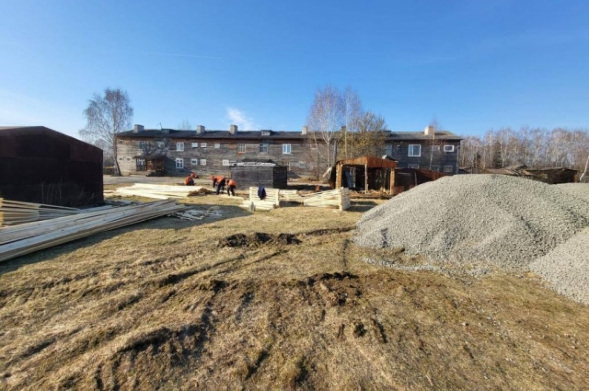    В Сосьве после пожара приступили к строительству многоквартирного дома