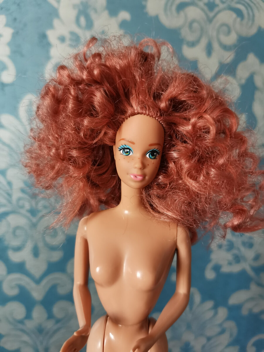 Волосы для куклы из пряжи своими руками - процесс по шагам