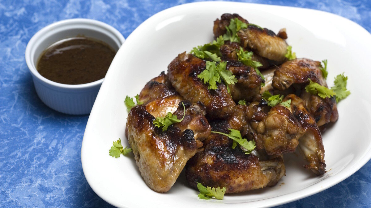    Куриные крылышки-гриль