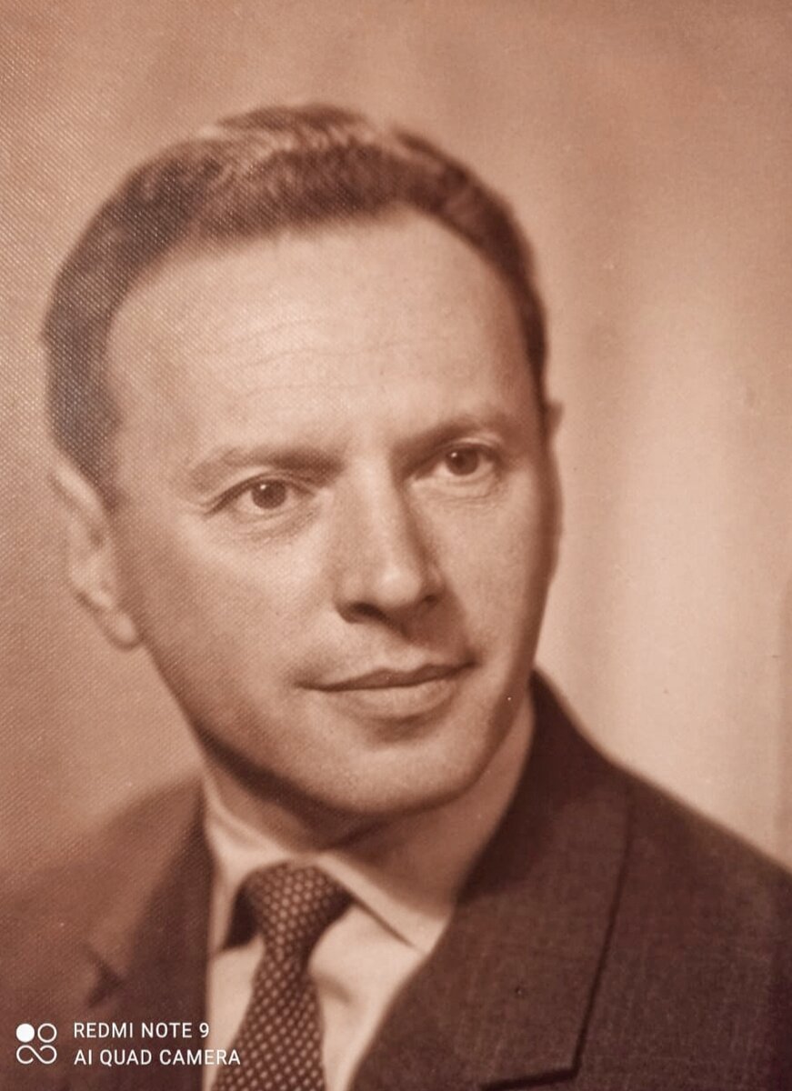 Мне кажется, что у меня дедушкины глаза и улыбка...