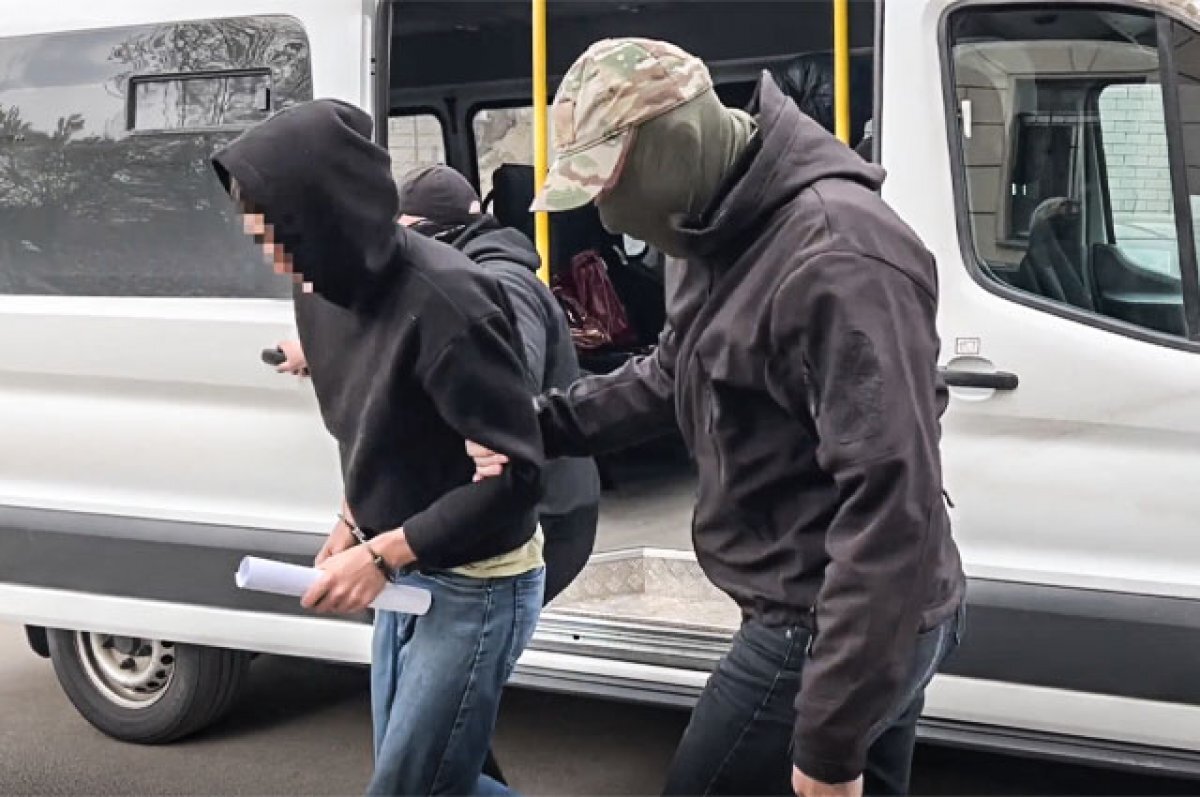    Житель Крыма задержан за госизмену.