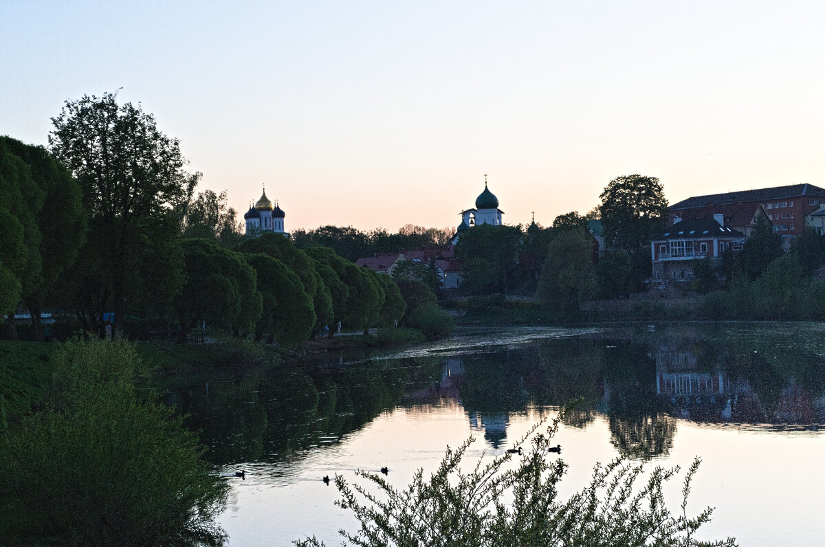 Финский парк псков адрес. Парк куопио псков. Финский парк псков адрес. Река пскова финский парк. Финский парк псков.