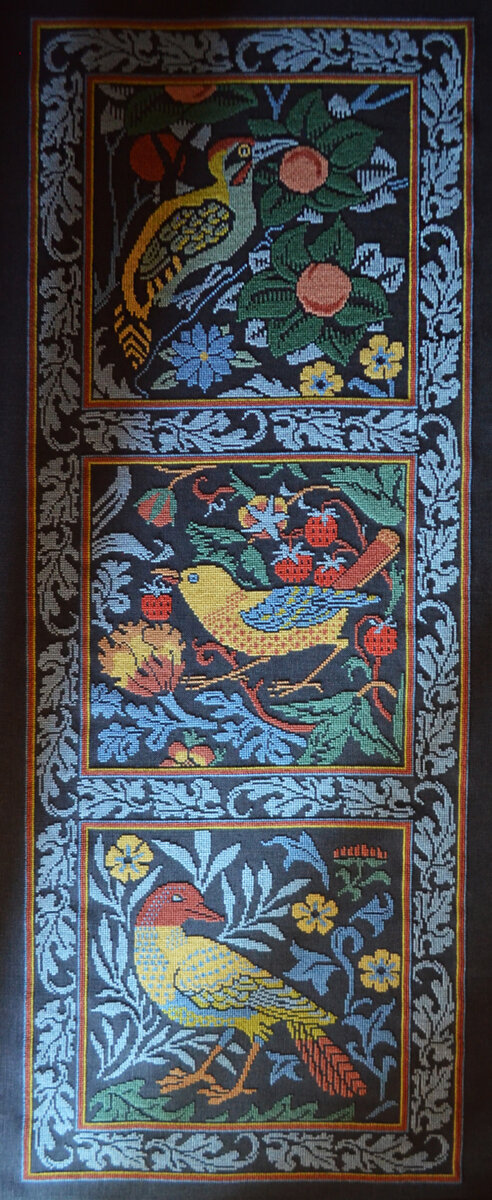 Вышивка по схемам Barbara Hammet из книги "The art of William Morris in cross stitch".