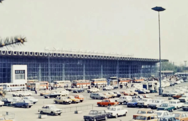 Курский вокзал 1975 год, кадр из фильма