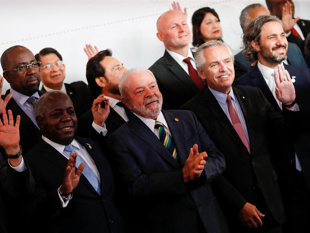 Главы стран Латинской Америки на саммите СЕЛАК в Буэнос-Айресе. Фото: Reuters