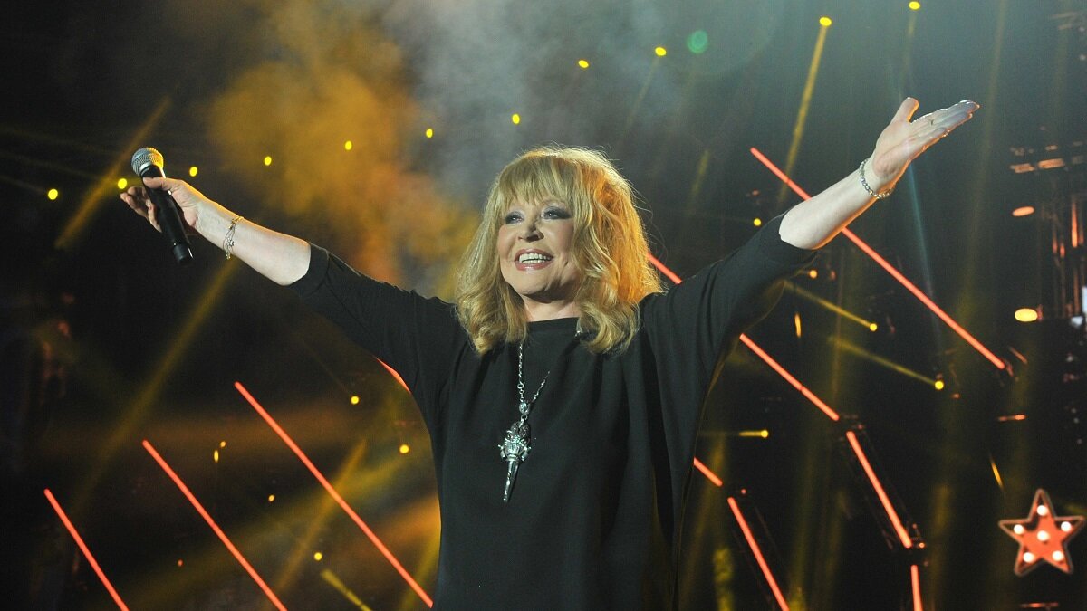    Алла Пугачева