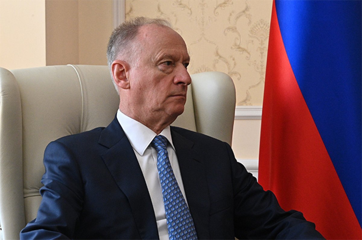    Секретарь Совета безопасности РФ Николай Патрушев на встрече в Минске c государственным секретарем Совбеза Белоруссии Александром Вольфовичем.