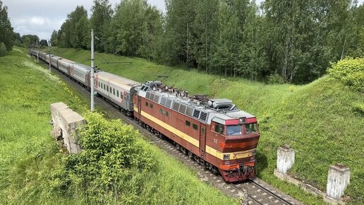 Поезда Кирова: пачка пассажирских поездов на станции Красносельский, ГЖД