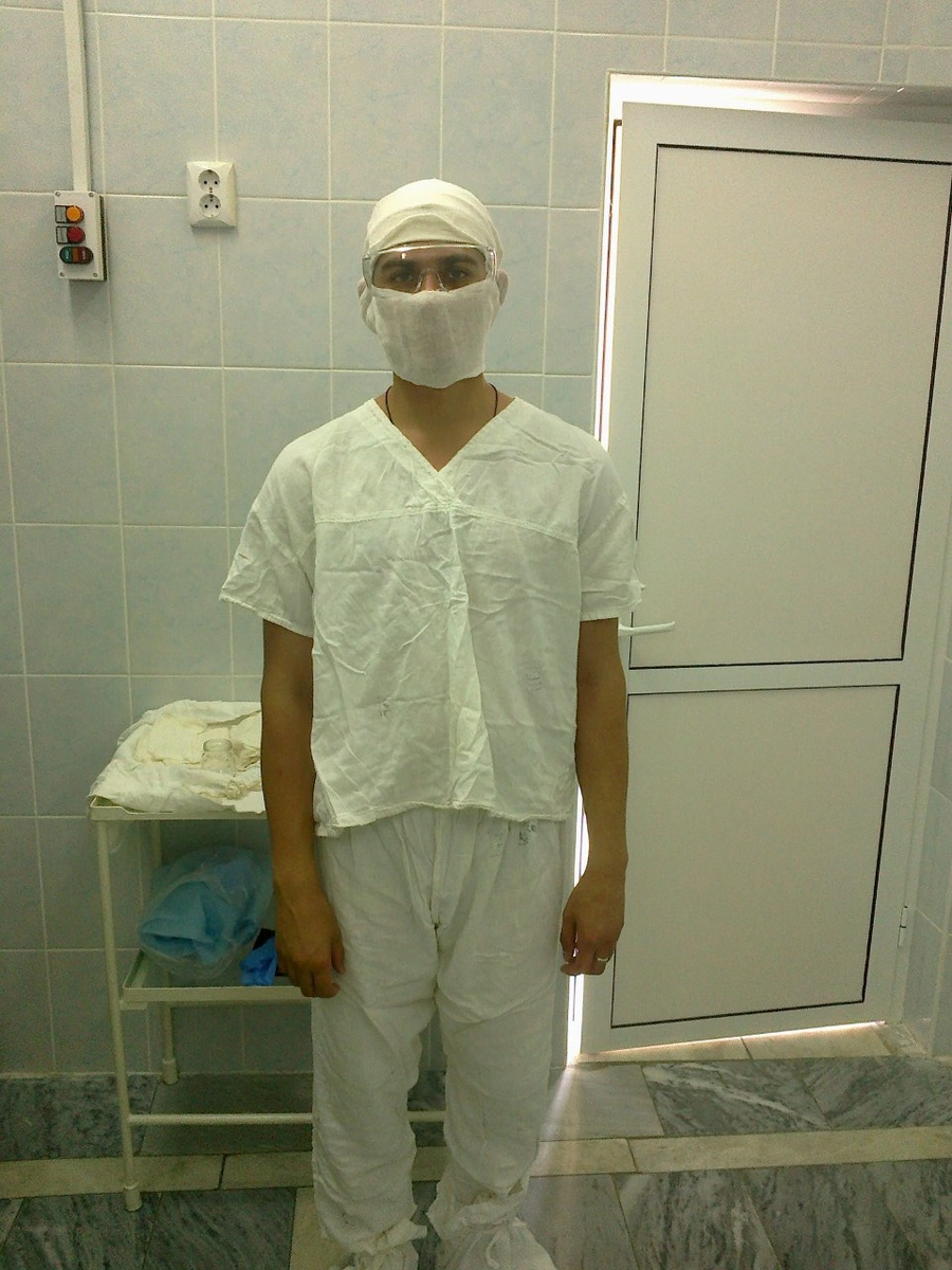 Та самая областная больница. Тут я еще школьник-мечтатель