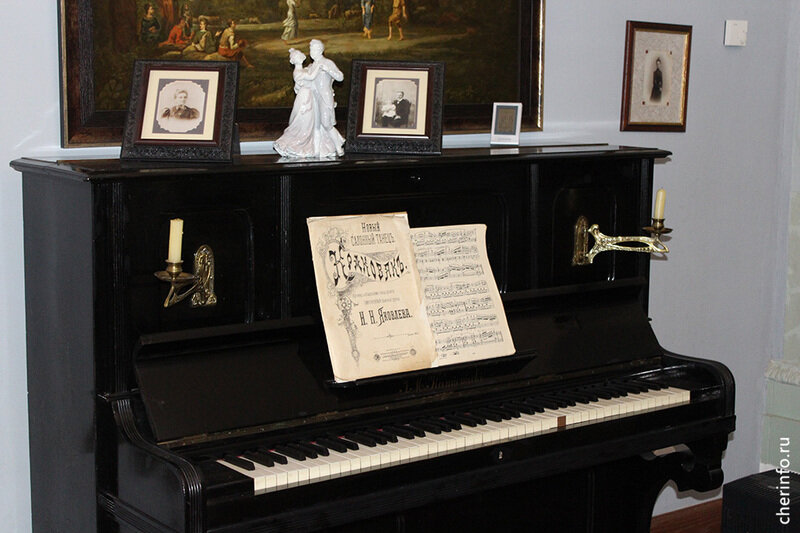    Вечер вокальной лирики пройдет в Художественном музее 16 июня. Гостей ждет программа "Город туманов и снов". П