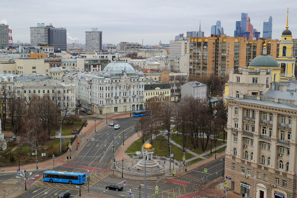 никитские ворота в москве