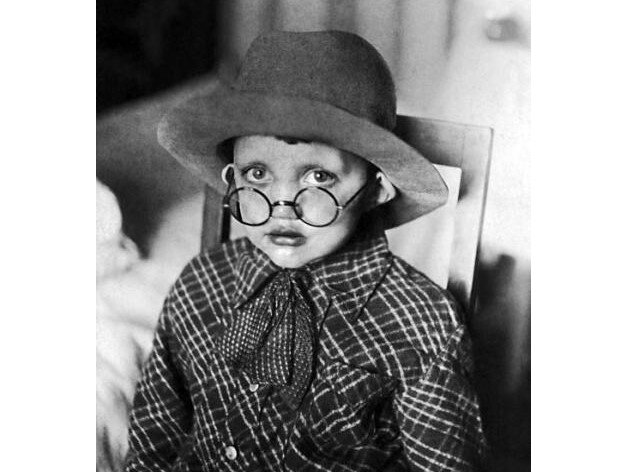 Роберт Рождественский в детстве