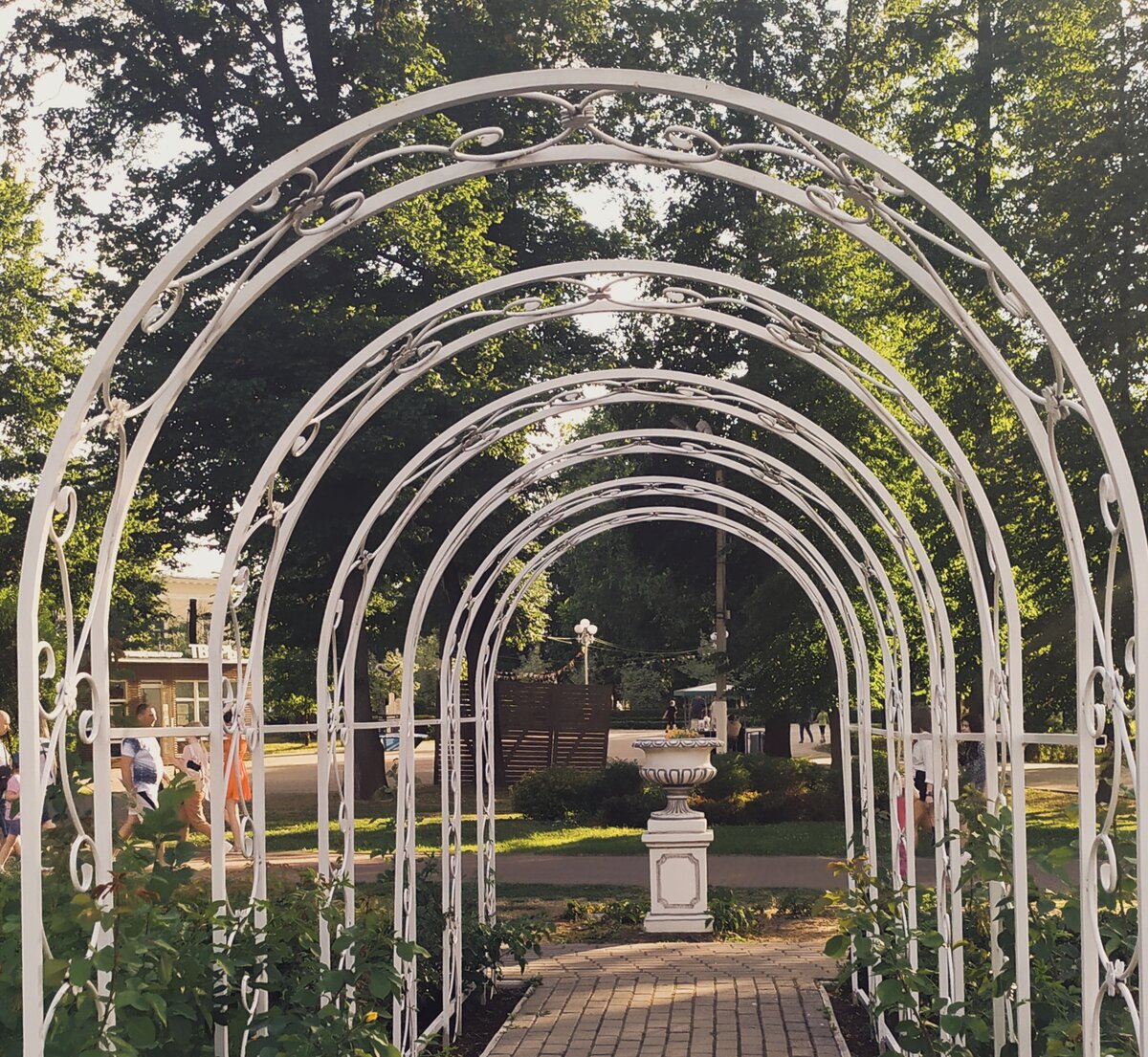 Городской сад тверь - фотосток PhotoPrague.ru