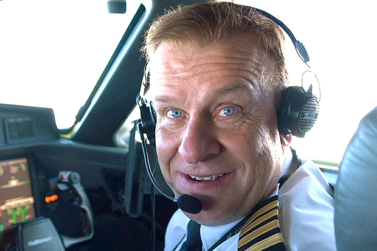  📷 📷 📷 📷    Богатые и знаменитые пассажиры пропавшего батискафа "Титан"