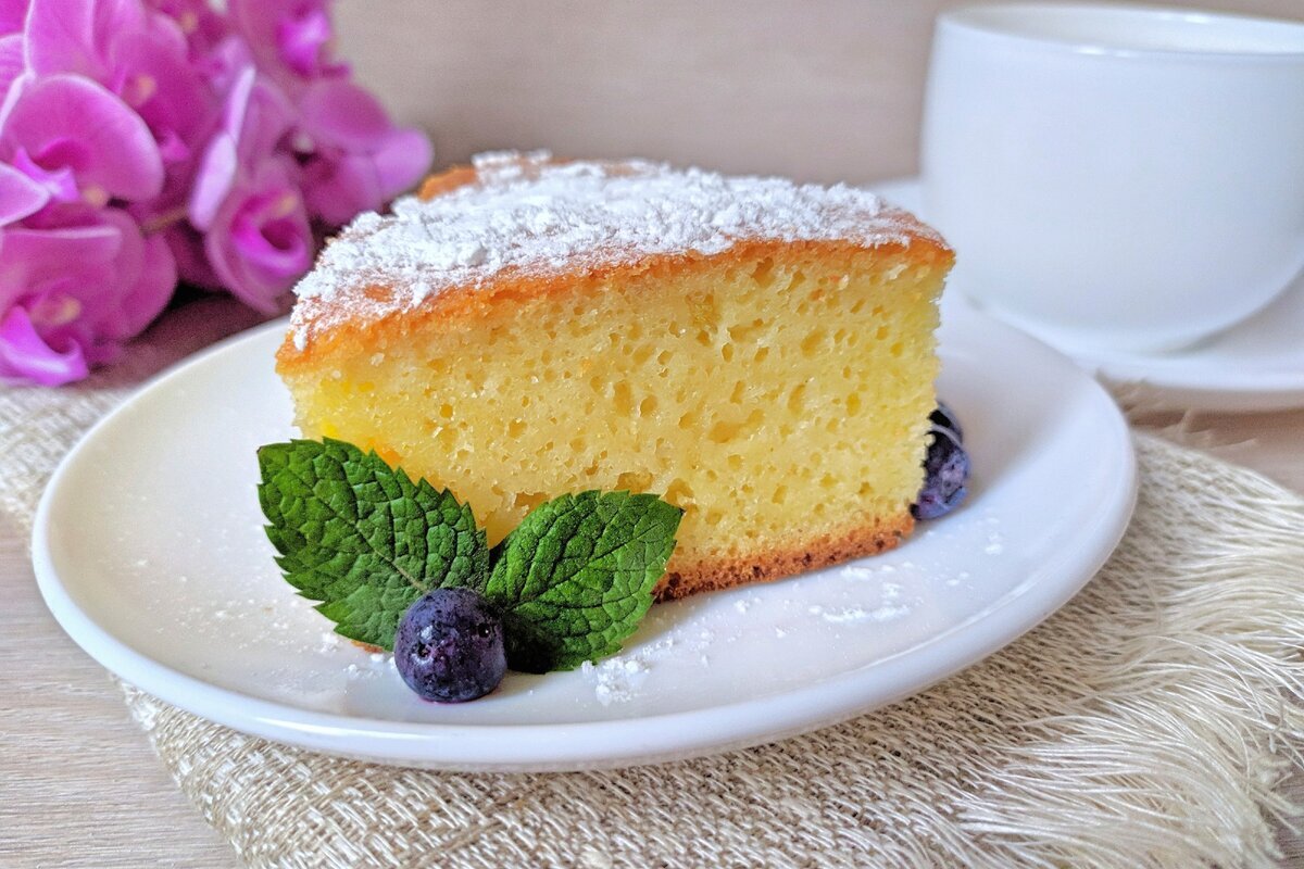 Классический манник на молоке. Пирог с манкой и мукой рецепт. Рассыпчатый манник. Пирожное манник. Манник на кефире ольга матвей.