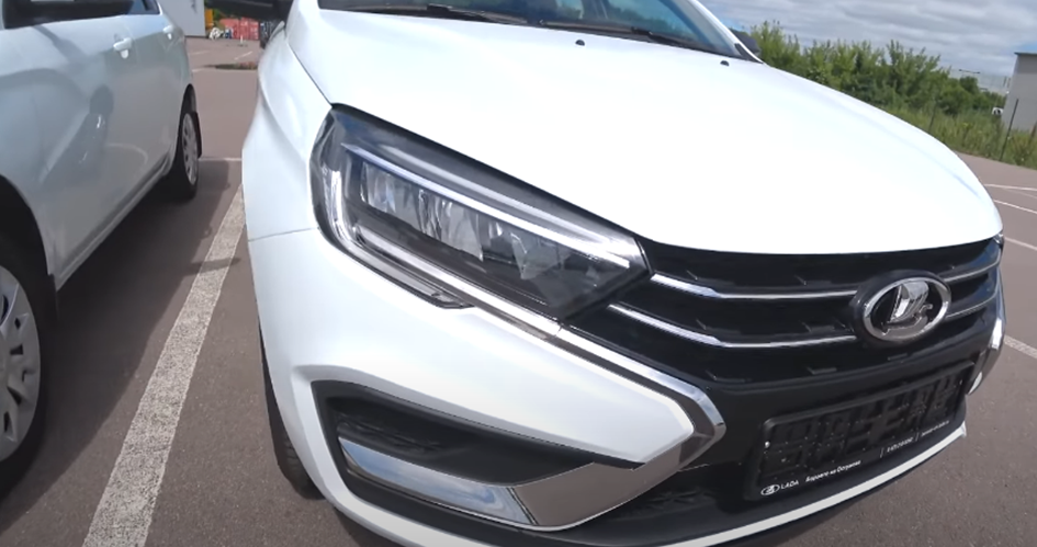 Новая Lada или подержанная иномарка – что выбрать? Сравнение основных плюсов и минусов!