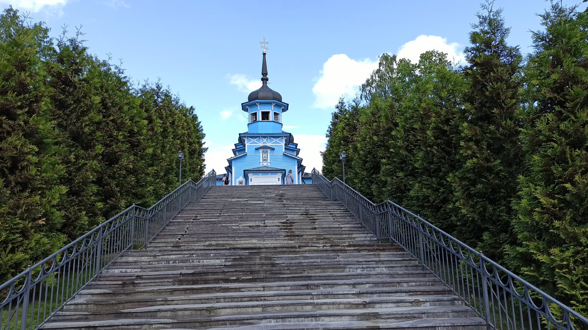 Храм св. великомученика Димитрия Солунского в Коломягах