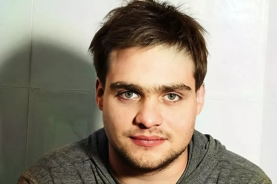 Николай Ефремов