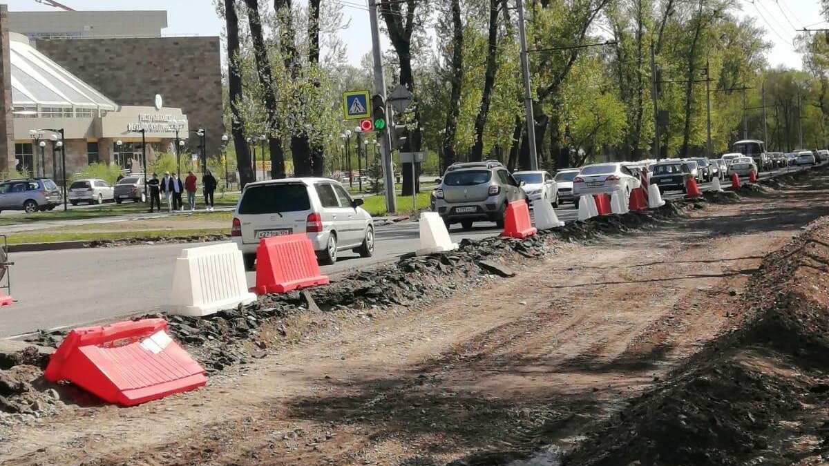 В Абакане так и не начался ремонт Пирятинской по нацпроекту | Новая Хакасия  | Дзен