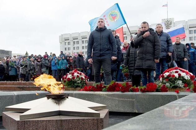    Траурный митинг в Самаре © Альберт Дзень/ТАСС