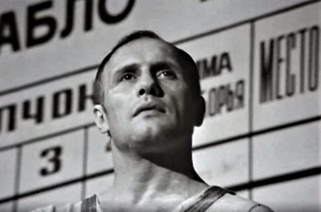 Кадр из телефильма "Железные игры" (1979) 